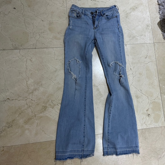 House of Harlow Low Rise Jeans - Picture 2 of 11